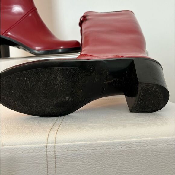 Marc Jacobs Women's Red High Heel Rain Boots - Picture 6 of 7